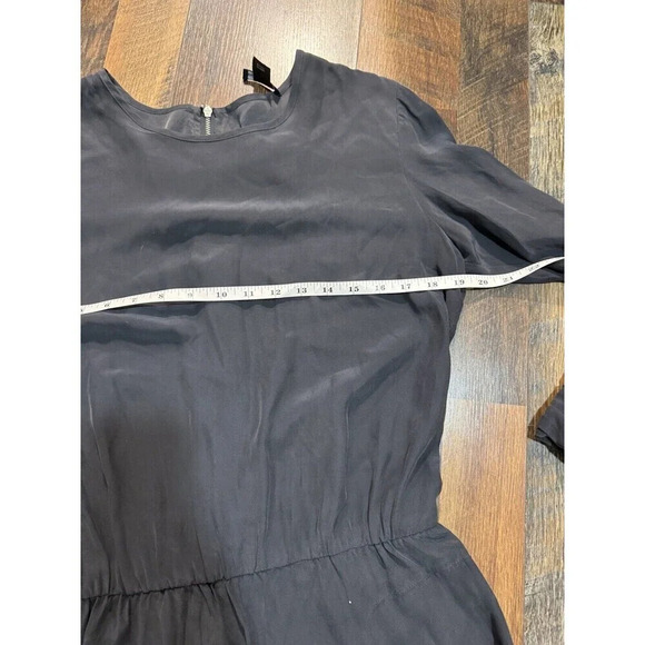 Club Monaco Gray 100% Silk Shorts Romper 3/4 Sleeve Minimalist Neutral Classy 6 - Picture 7 of 7